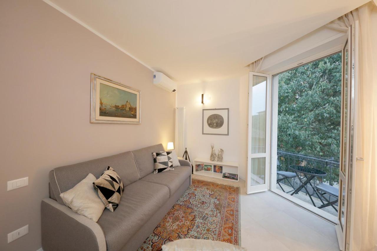 Siena Uptown - Sabrina'S Charming Apartment Extérieur photo