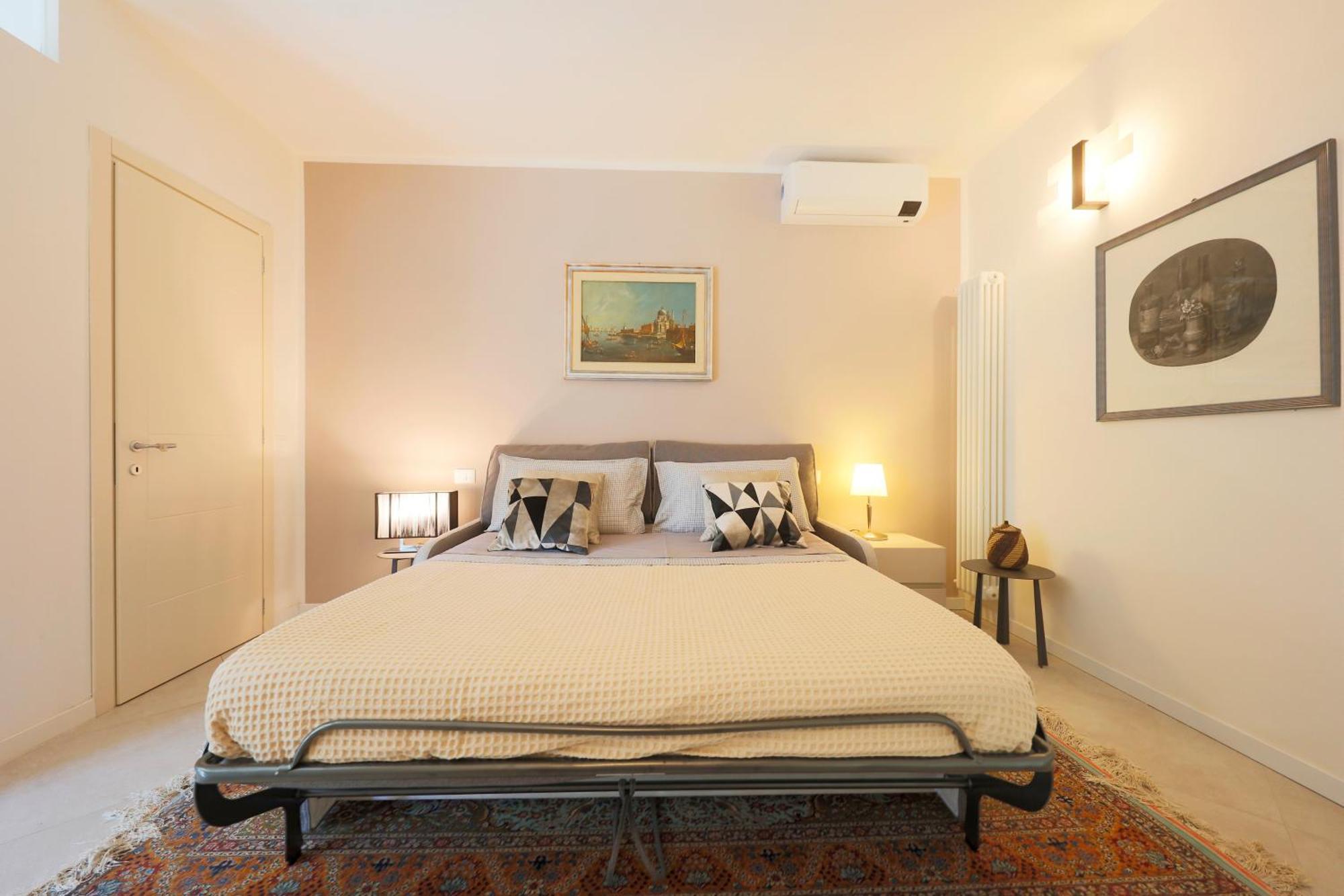 Siena Uptown - Sabrina'S Charming Apartment Extérieur photo